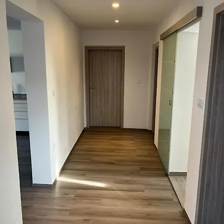 펜션 House In The Village